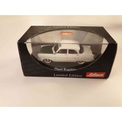 Polizeiauto Opel Kapitän Schuco 1:43