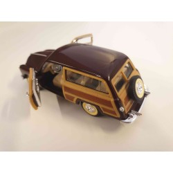 Ford Woody Wagon 1949 1:38 Sun Star