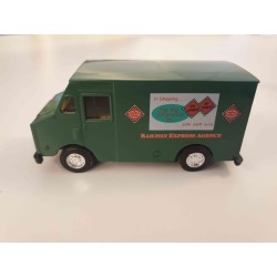 Vintage Delivery Step Van 1:43 Ertl